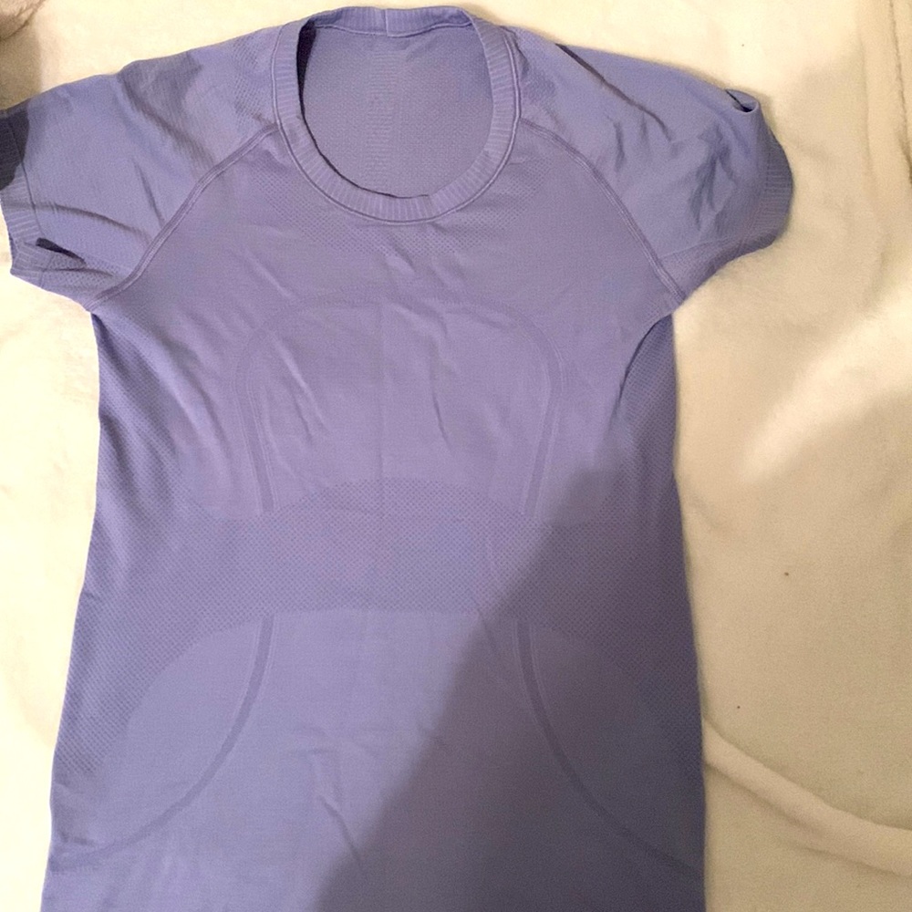 Lululemon top size 6